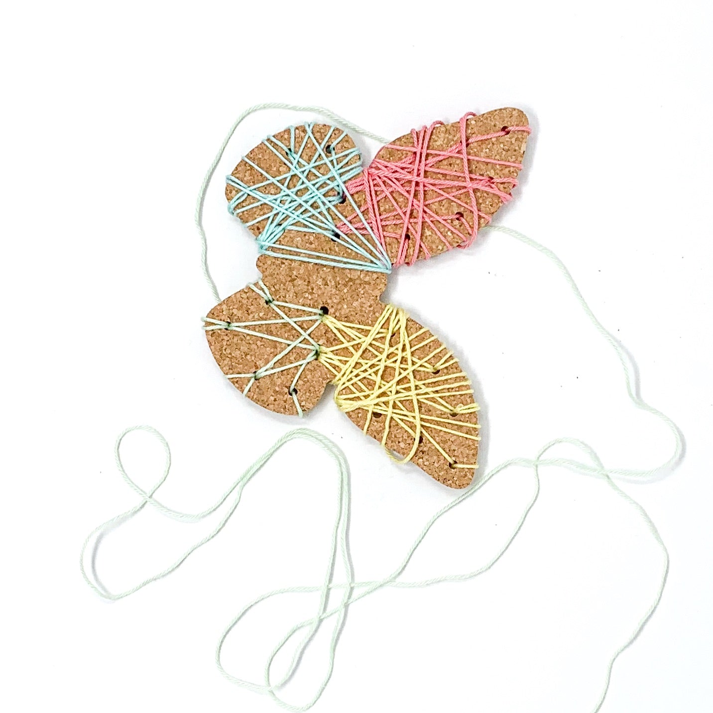 Kit de bricolage - Papillon, Mouton - Kit de bricolage pour enfants tissage, dessin, découpe 6-8 ans.